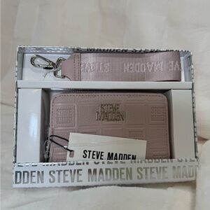 Steve Madden Clay Bjess Web Strap Box Wallet